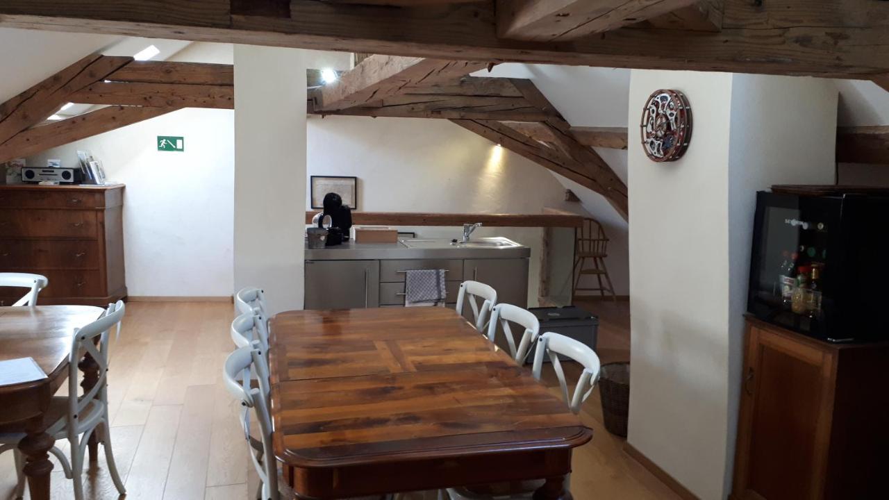 Maison Junod Romainmotier Extérieur photo